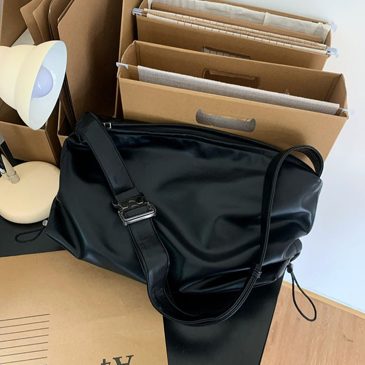 日韓流行｜韓版包包女大容量2025新款褶皺托特包質感休閒通勤寬肩帶斜挎包「M8837」25.10-4