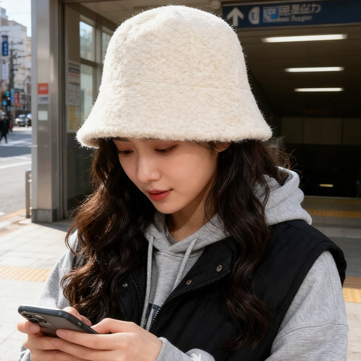 流行帽子｜秋冬新款帽子女純色簡約漁夫帽戶外百搭顯臉小羊毛盆帽保暖水桶帽「C5894」25.12-2