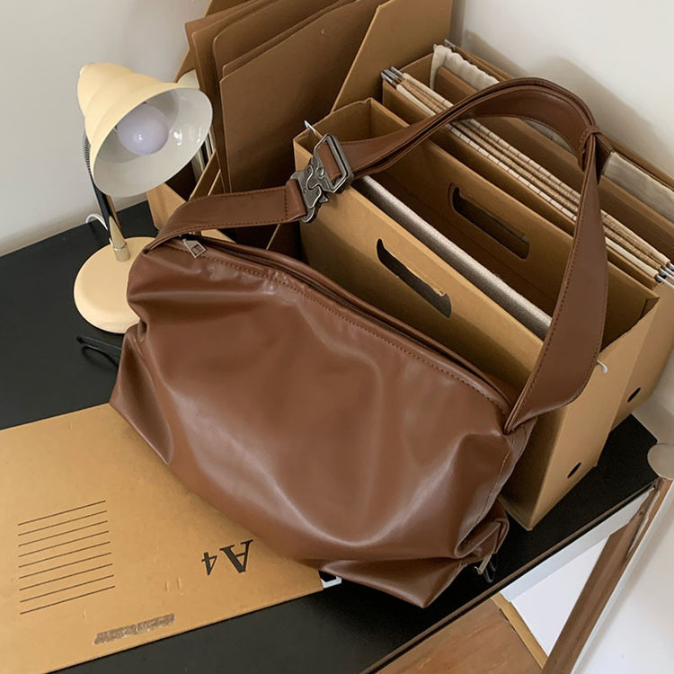 日韓流行｜韓版包包女大容量2025新款褶皺托特包質感休閒通勤寬肩帶斜挎包「M8837」25.10-4