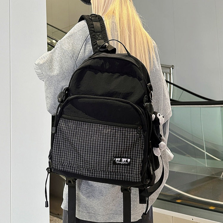 致青春｜大容量輕量化男女雙肩包防刮耐磨運動背包登山健行休閒旅行包「8103-137」25.11-1