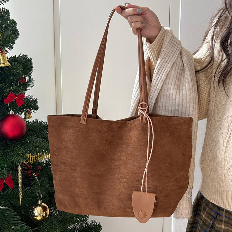 日韓流行｜秋冬復古麂皮絨大容量包包新款女式休閒棕色托特包手提單肩通勤包「4F656」25.12-2