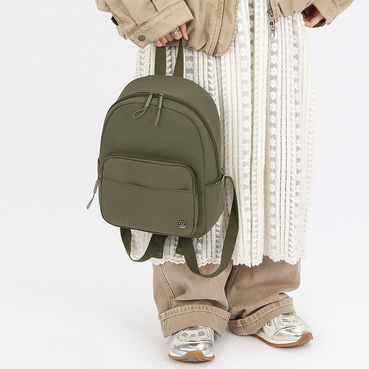 致青春｜簡約雙肩包防潑水休閒運動背包日系潮流大容量上班通勤雙肩包「9780-123」25.11-1