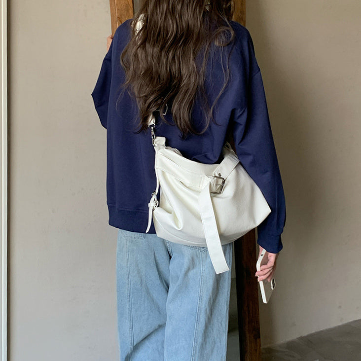日韓流行 | 大容量黑色百搭辣妹機車包個性時髦休閒單肩腋下包通勤斜挎托特包「A9016」25.07-5