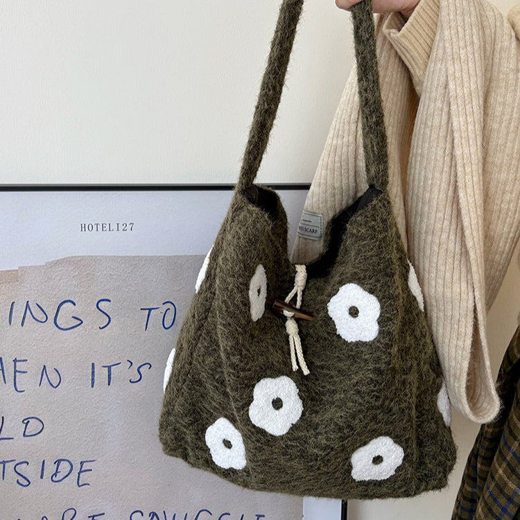 日韓流行｜韓版毛絨花朵刺繡通勤水桶包秋冬新款小眾設計森系簡約毛呢托特包「B219」25.12-2