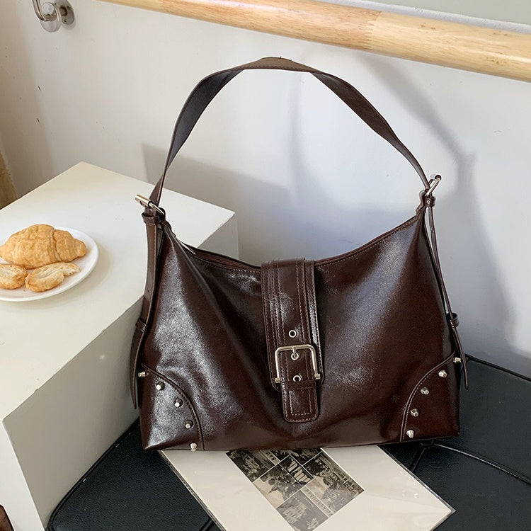 日韓流行｜小眾通勤百搭復古高級感鉚釘腋下包2025新款百搭手提單肩斜挎包「D9046」25.11-4