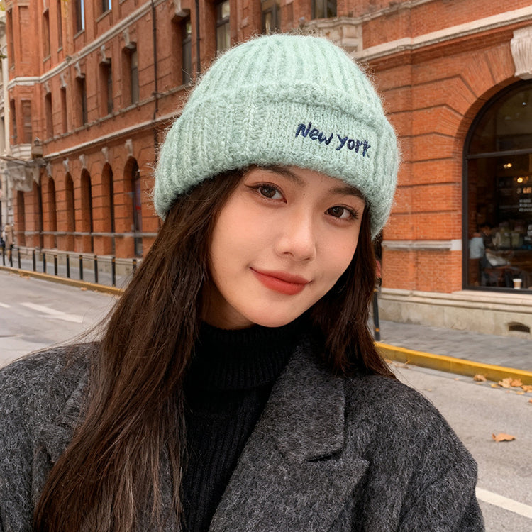 流行帽子｜大頭圍字母刺繡針織毛線帽子女冬季保暖防寒冷帽顯臉小瓜皮包頭帽「C5749」25.10-4