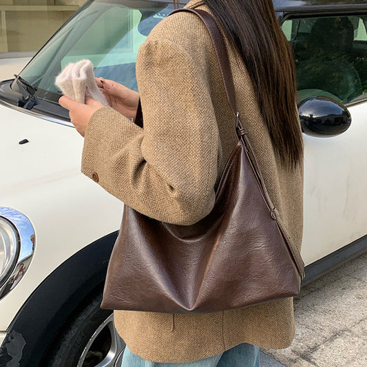 日韓流行｜韓系慵懶風軟皮單肩包女百搭大容量托特包ins時尚復古通勤斜挎包「D9049」25.11-4