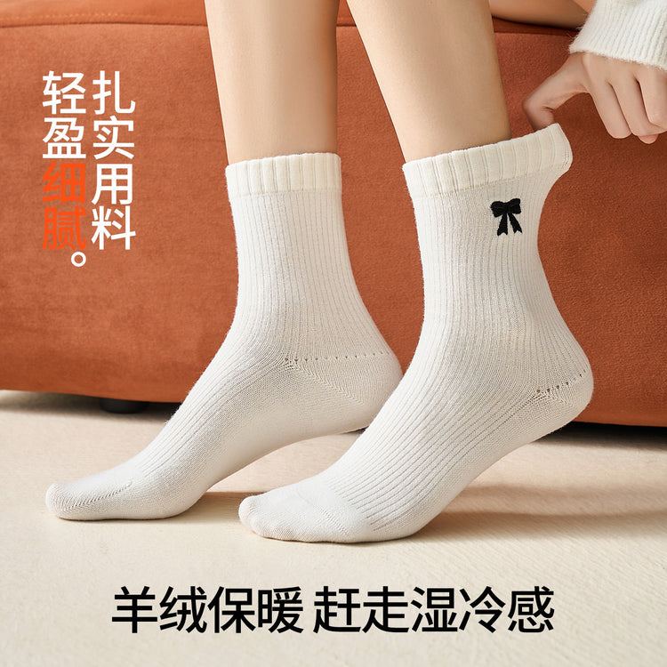 女襪｜刺繡蝴蝶結襪子女秋冬加絨加厚蓄熱保暖中筒襪親膚舒適產後月子襪「MYH24151」25.10-1