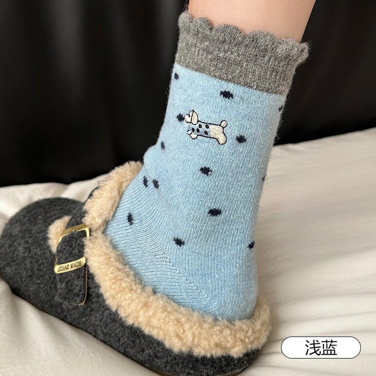 女襪｜羊毛襪子女秋冬加厚保暖卡通刺繡毛中筒襪韓系ins潮花邊堆堆襪「AM25122」25.12-2