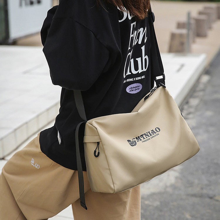 致青春｜時尚情侶斜背包新款簡約百搭設計感單肩包大容量休閒質感背包批發「2516-117」25.11-2