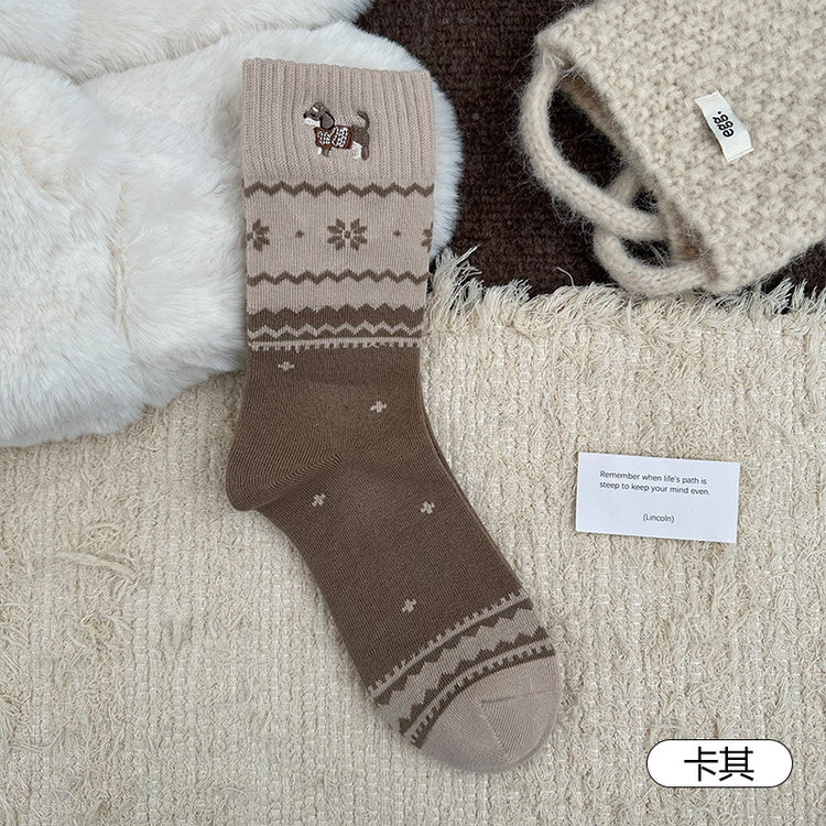 女襪｜卡通刺繡襪子女復古費爾島個性吸睛中筒襪棉質親膚舒適襪子「XC2340」25.11-1