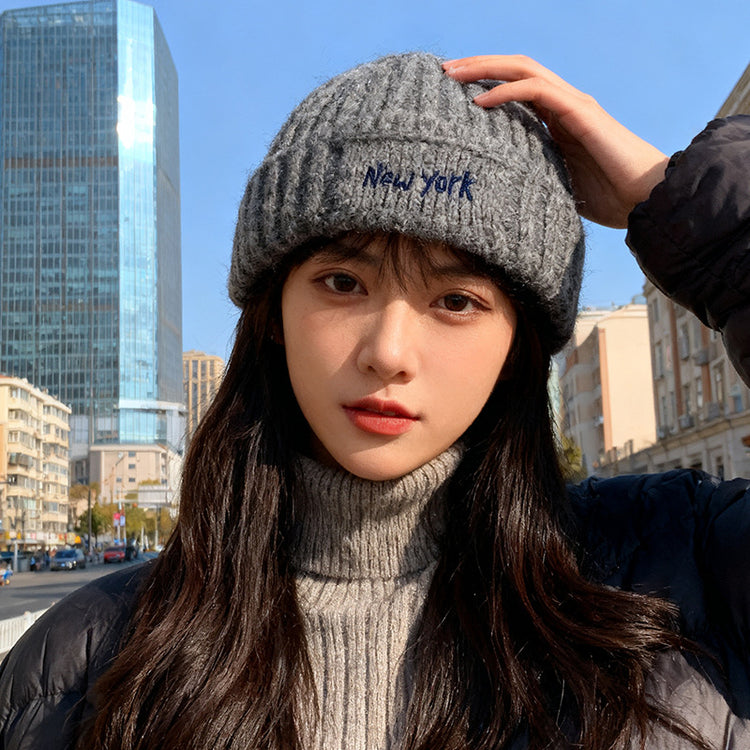 流行帽子｜大頭圍字母刺繡針織毛線帽子女冬季保暖防寒冷帽顯臉小瓜皮包頭帽「C5749」25.10-4