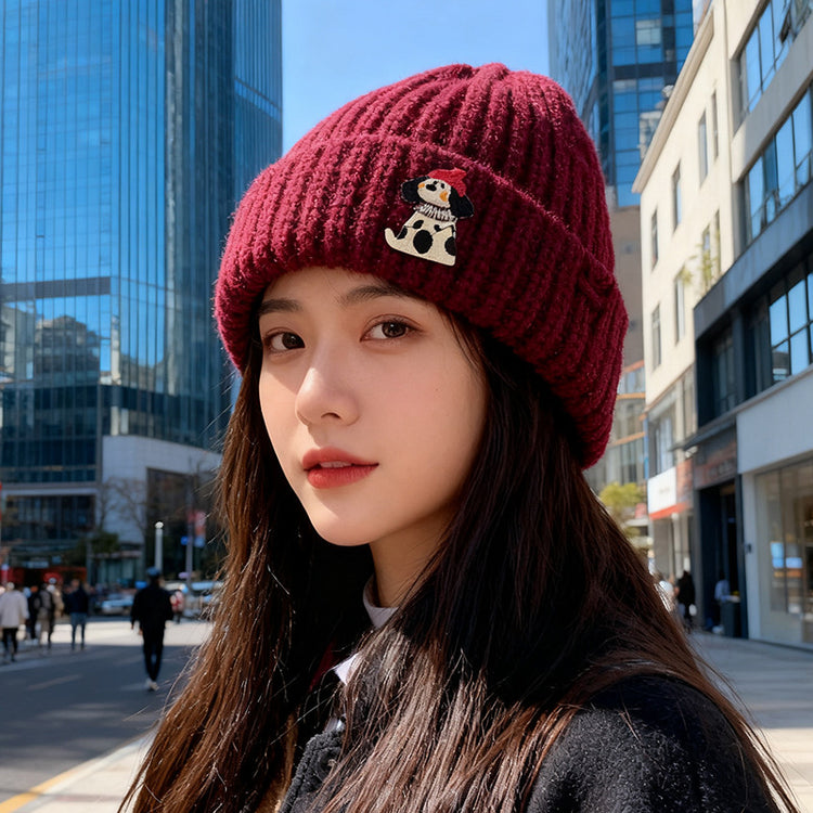 流行帽子｜韓版小狗貼布破洞帽子女秋冬季加厚保暖毛線帽可愛針織護耳包頭帽「C5756」25.11-1
