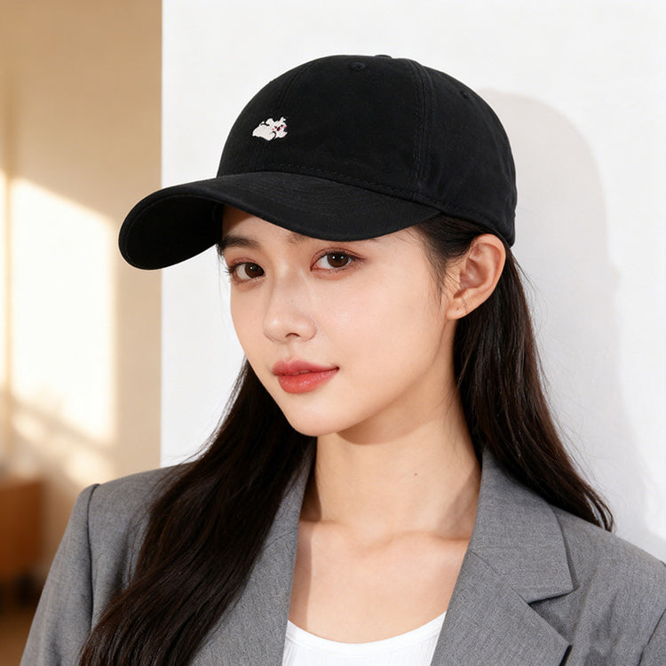 流行帽子｜卡通刺繡鴨舌帽子女2025新款大頭圍顯臉小棒球帽學生情侶遮陽帽男「C5882」25.12-1