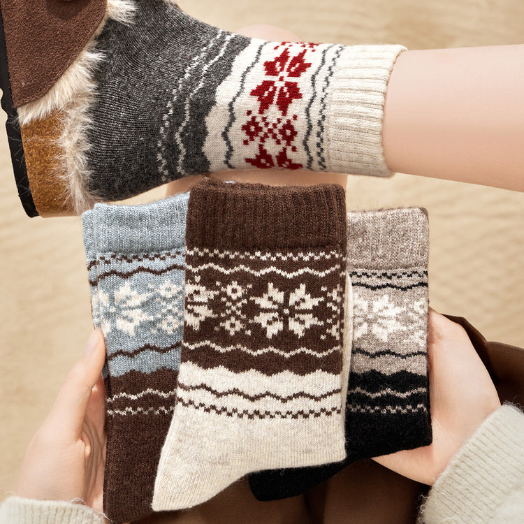 女襪｜費爾島復古提花羊毛襪子女秋冬加厚保暖堆堆襪日系百搭彈力中筒襪「LM9216」25.11-4
