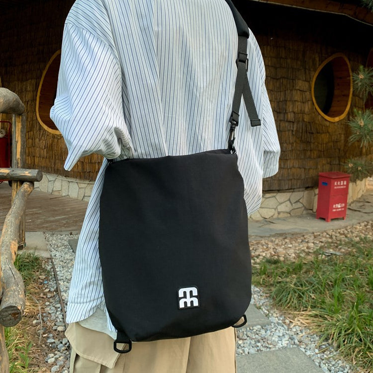 致青春｜多功能斜跨包新款簡約日系工裝郵差包戶外休閒輕便雙肩背包「2607-120」25.12-1