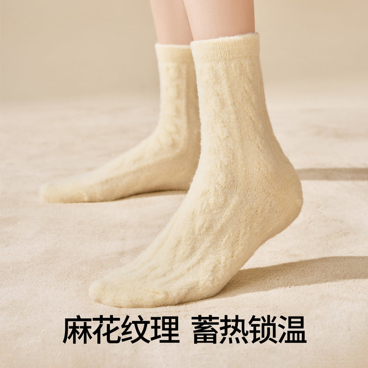 女襪｜澳絨睡眠襪子女冬季加厚保暖中筒襪糖果色麻花紋理居家蓄熱地板襪「TM3599」25.12-1