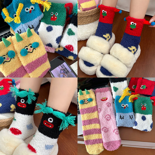 女襪｜珊瑚絨襪子女秋冬季搞怪卡通可愛中筒襪加絨加厚蓄熱保暖睡眠襪「D25865」25.11-4