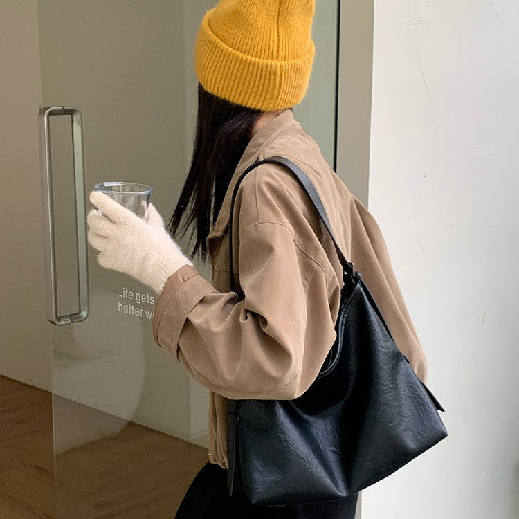 日韓流行｜韓系慵懶風軟皮單肩包女百搭大容量托特包ins時尚復古通勤斜挎包「D9049」25.11-4