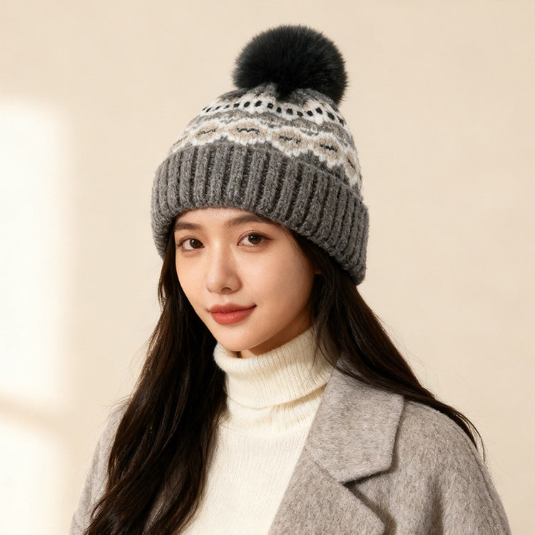 流行帽子｜費爾島帽子女秋冬加厚保暖護耳顯臉小毛線帽防寒針織包頭套頭冷帽「C5858」25.11-4
