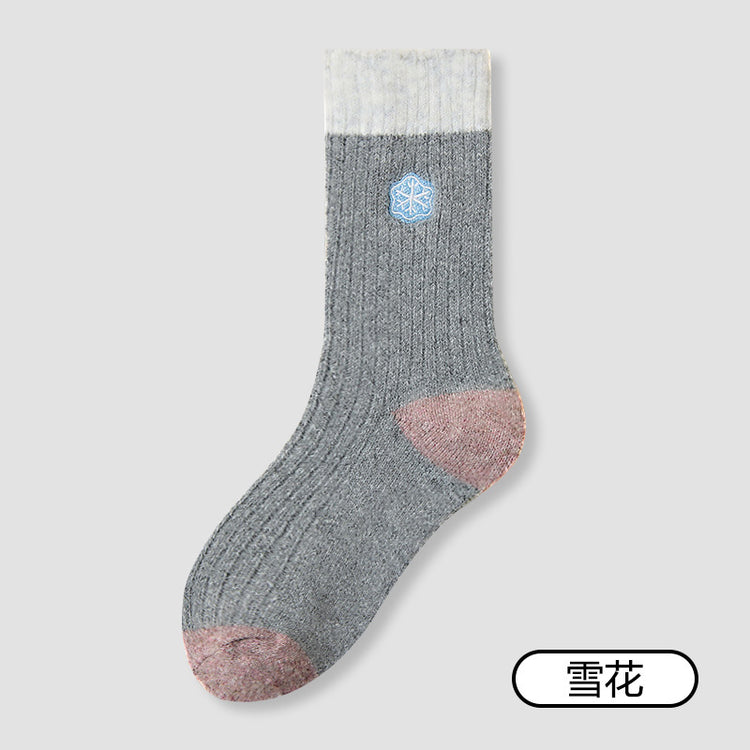 女襪｜撞色美利奴羊毛襪子女冬季加厚保暖聖誕襪可愛復古刺繡彈力中筒襪「AM25108」25.12-2