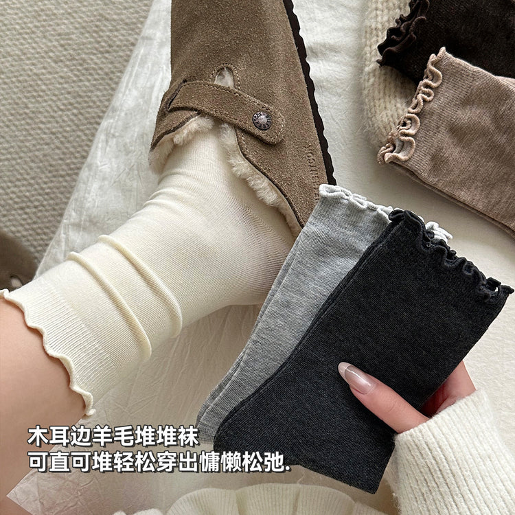 女襪｜白色堆堆襪子女美利奴羊毛木耳邊中筒襪秋冬保暖蓄熱鎖溫襪子「JX7855」25.10-4