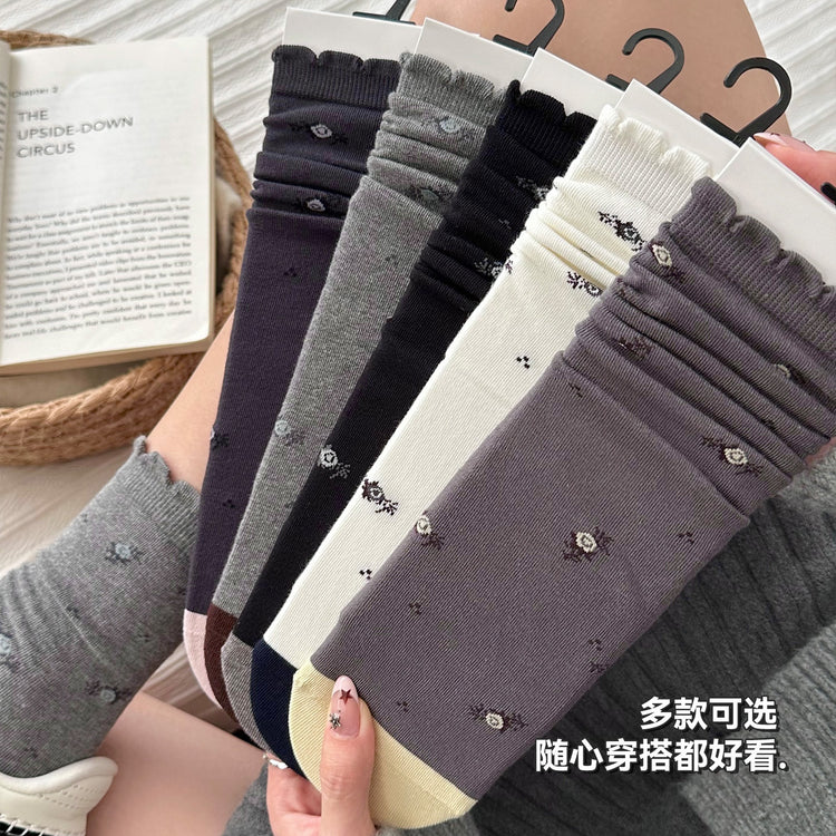 女襪｜襪子女士復古小碎花吸汗透氣中筒襪親膚舒適ins潮花邊堆堆襪「NY2681」25.10-3