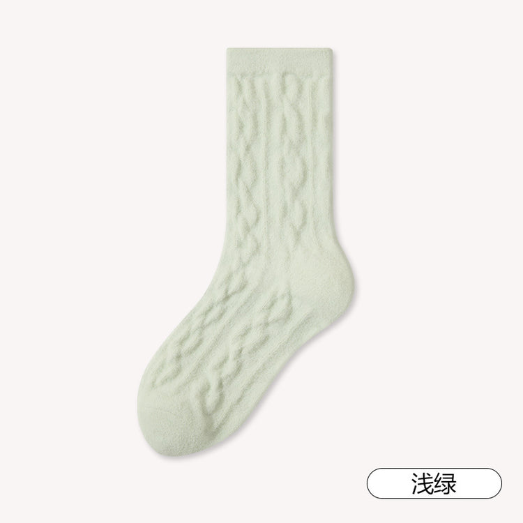 女襪｜澳絨睡眠襪子女冬季加厚保暖中筒襪糖果色麻花紋理居家蓄熱地板襪「TM3599」25.12-1