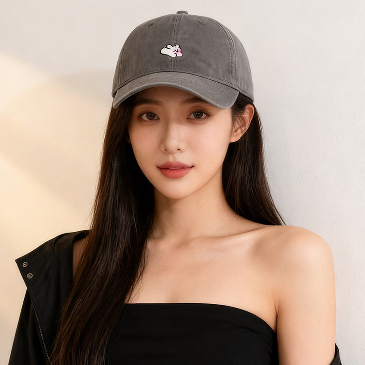 流行帽子｜卡通刺繡鴨舌帽子女2025新款大頭圍顯臉小棒球帽學生情侶遮陽帽男「C5882」25.12-1