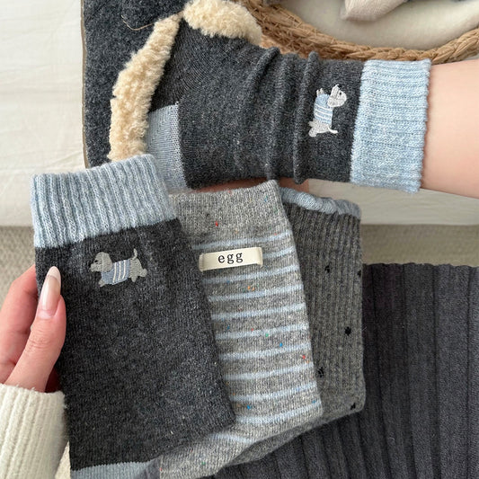 女襪｜襪子女士混搭刺繡藍灰色中筒襪冬季加厚保暖親膚舒適羊毛襪「HD25867」25.11-4