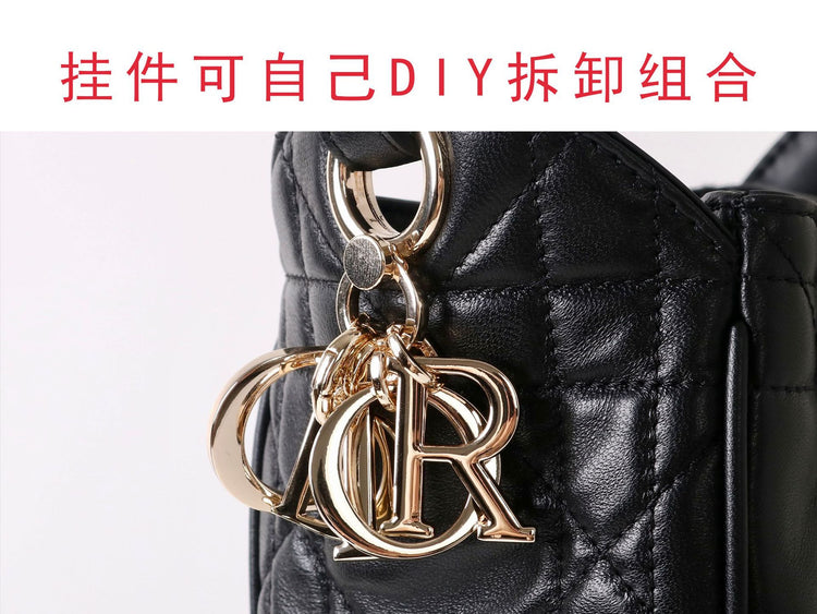 質感真皮｜2025新款羊皮菱格抽繩水桶包大容量腋下包百搭質感單肩斜挎手提包「X8303 D8305」25.08-2