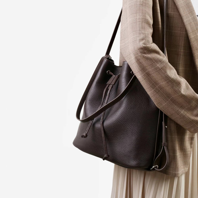 質感真皮｜2025新款時尚歐美氣質頭層牛皮雙肩水桶包百搭斜挎單肩斜挎高級感「7061」25.11-1