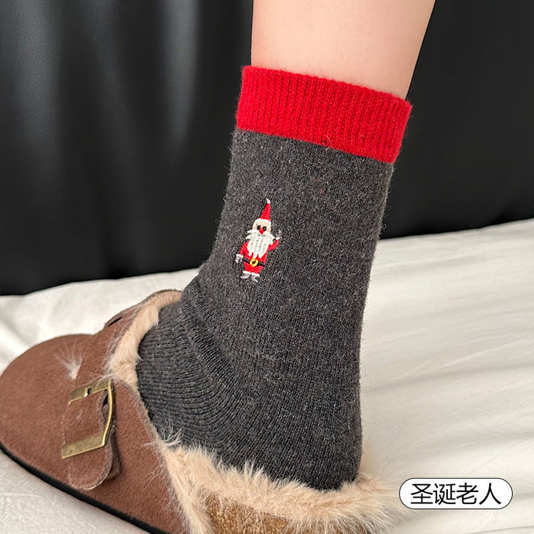 女襪｜襪子女士冬季加厚保暖親膚舒適羊毛襪ins潮卡通刺繡聖誕襪「YM2357」25.12-2