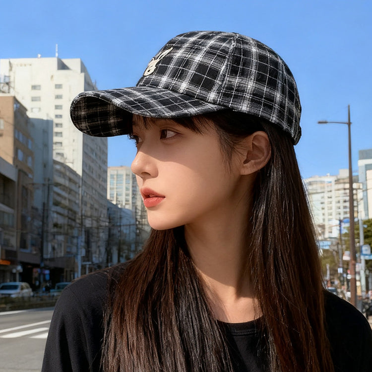 流行帽子 |韓系復古格紋小狗帽子女2025新款顯臉小棒球帽百搭遮陽防曬鴨舌帽「C5615」25.09-3